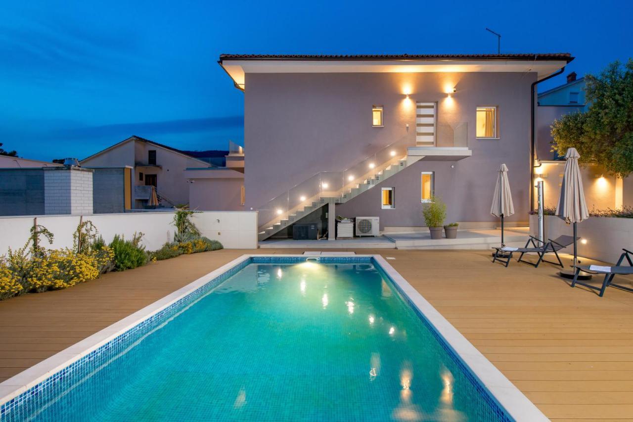 Villa Mar Selce Luaran gambar